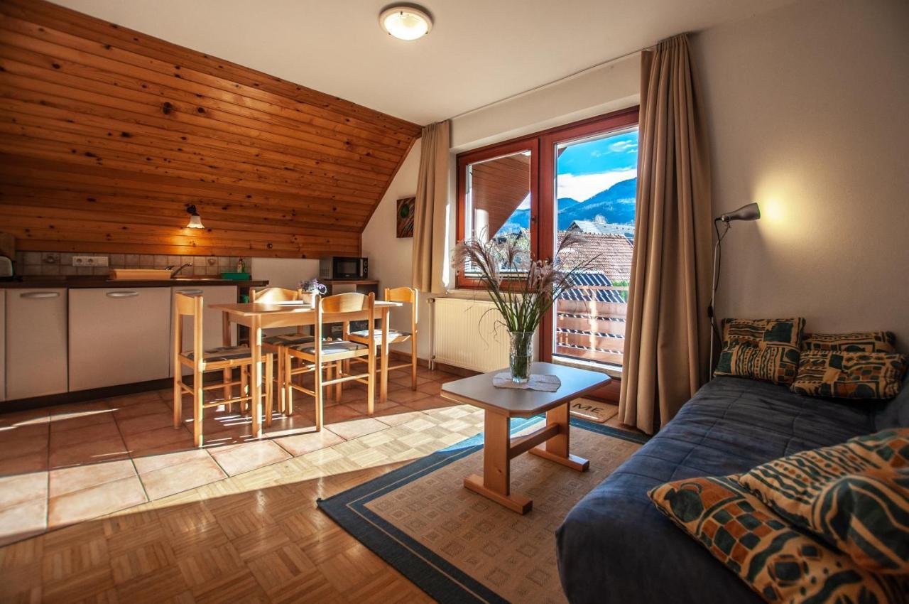 Guest House Alenka 보히니 외부 사진