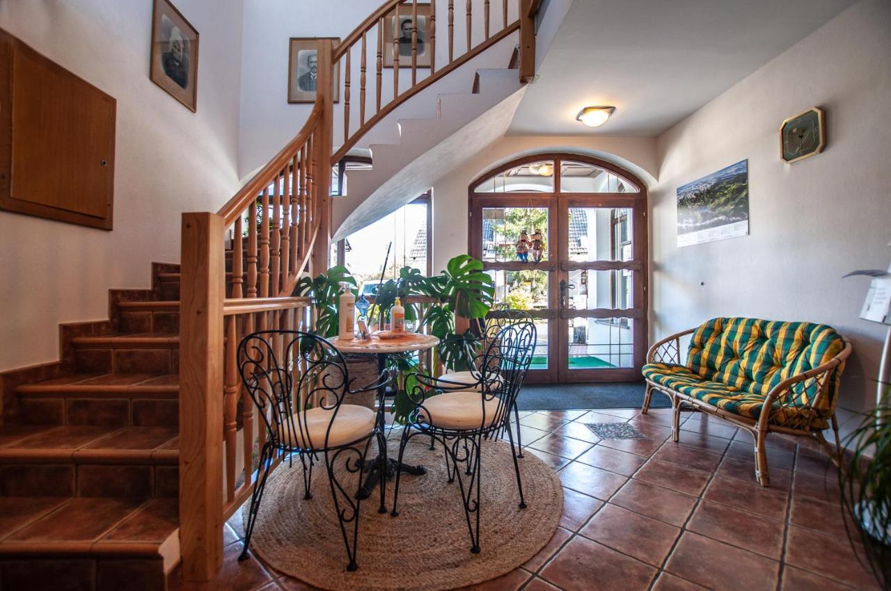 Guest House Alenka 보히니 외부 사진