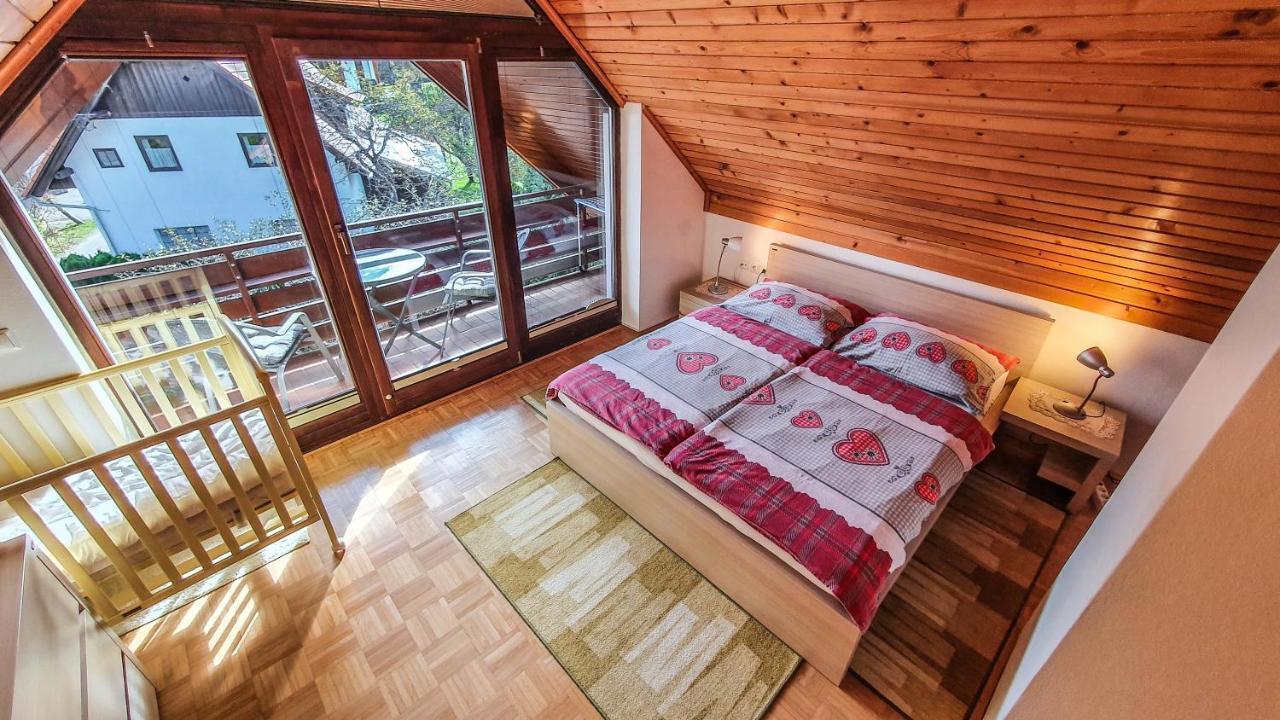 Guest House Alenka 보히니 외부 사진