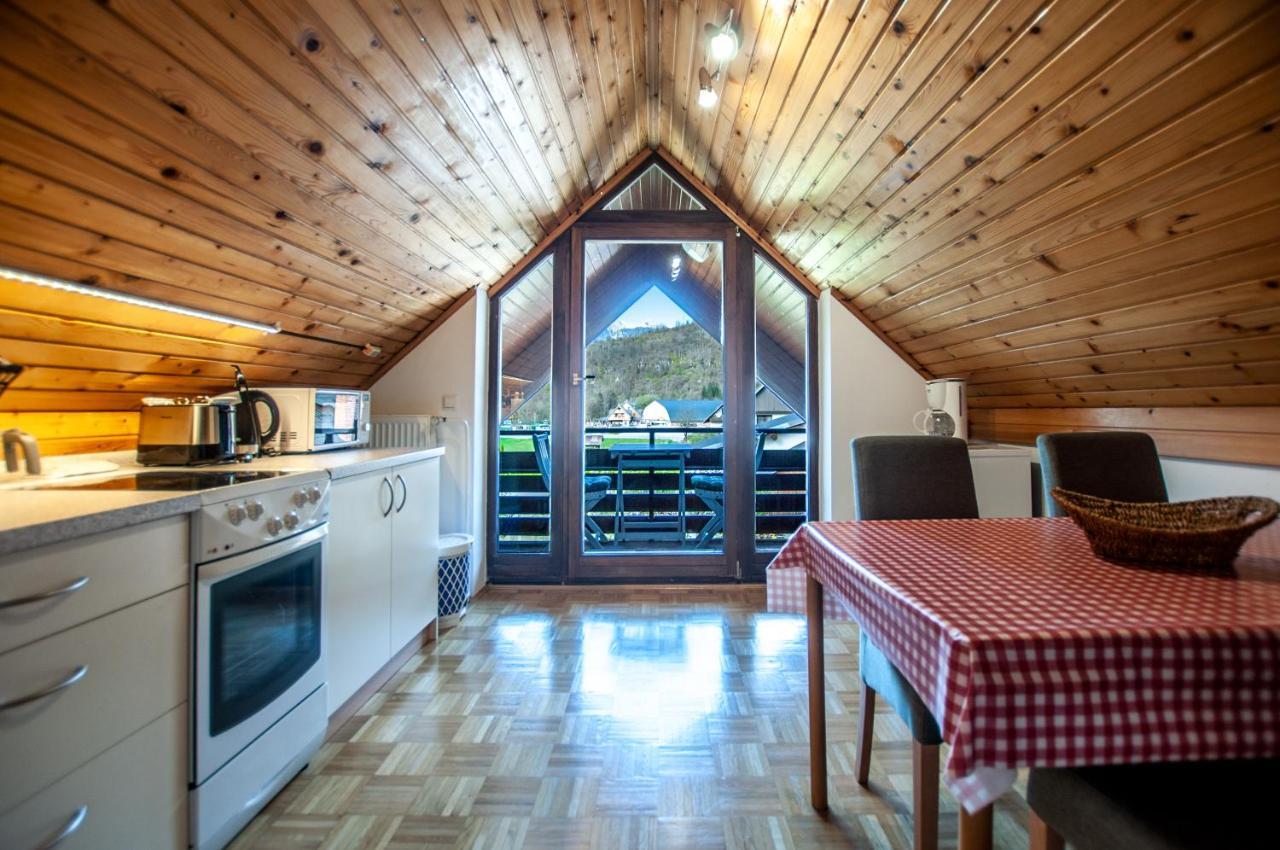 Guest House Alenka 보히니 외부 사진