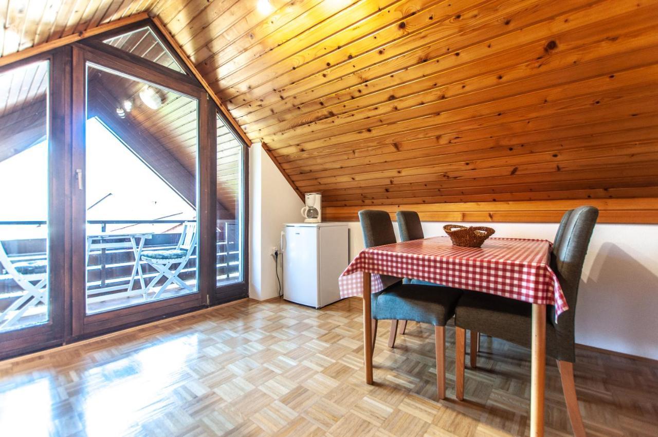 Guest House Alenka 보히니 외부 사진
